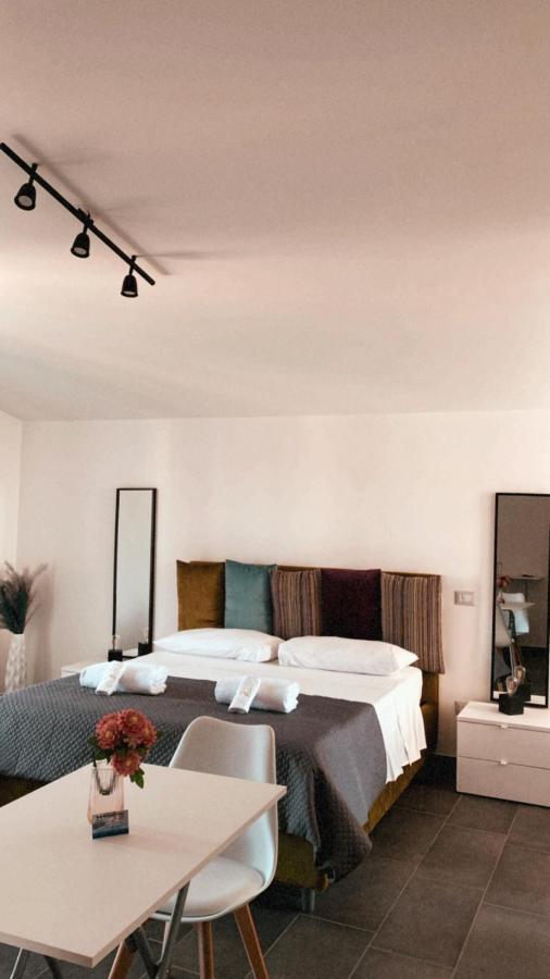 Habitat Luxury Suites Bellona Dış mekan fotoğraf