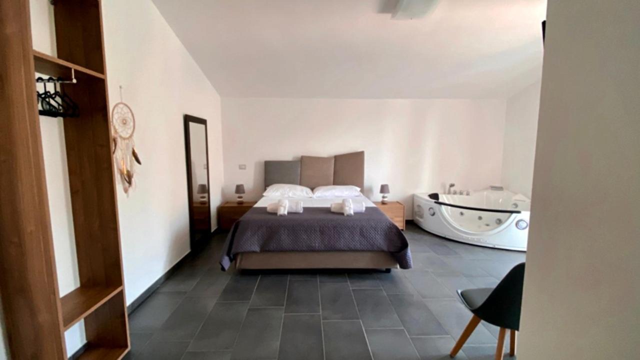 Habitat Luxury Suites Bellona Dış mekan fotoğraf